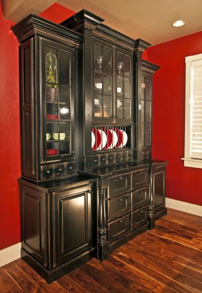 Hutch Installation in Oviedo